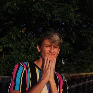 Meet your Posher, Parker